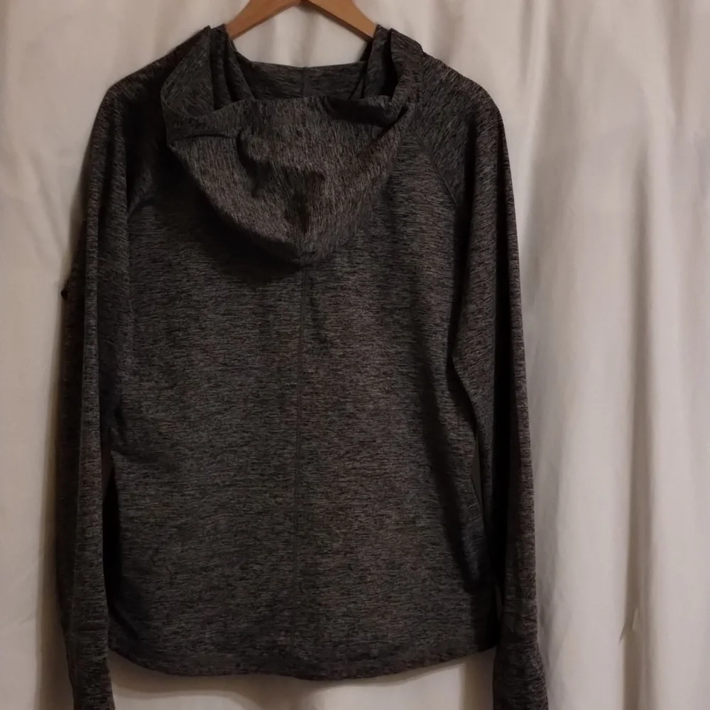 NFL Women's Gray Team Apparel. In Excelent Conditions!!! - Picture 9 of 14